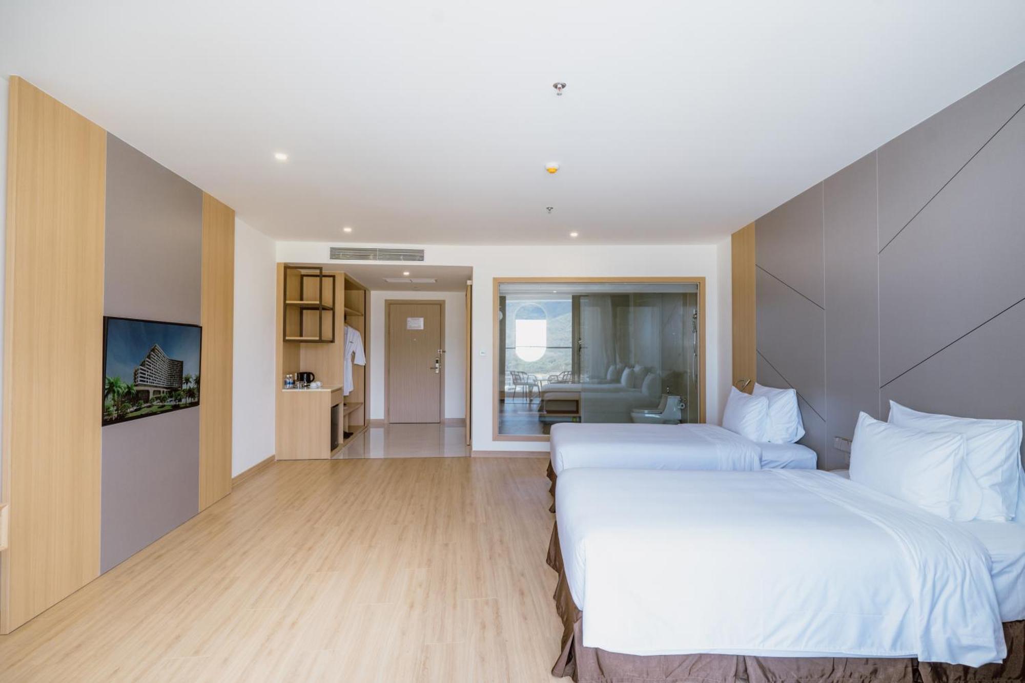 Aquamarine Beachfront Resort & Spa Cam Ranh Exterior foto